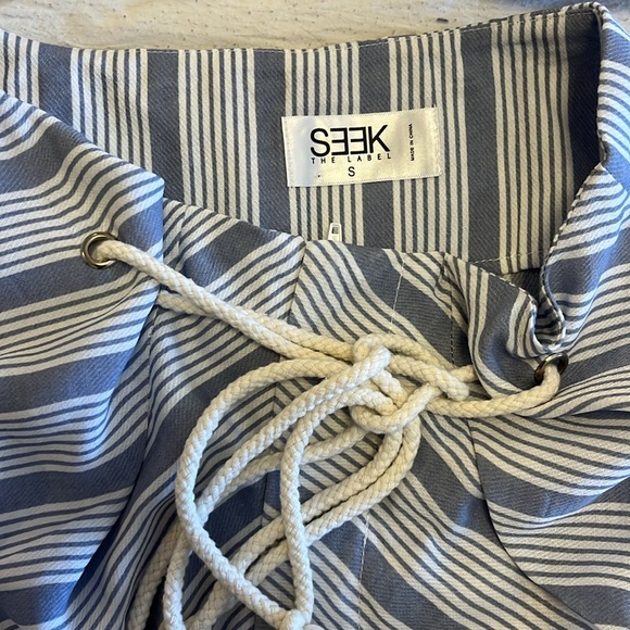 LF set - Picture 2 of 4